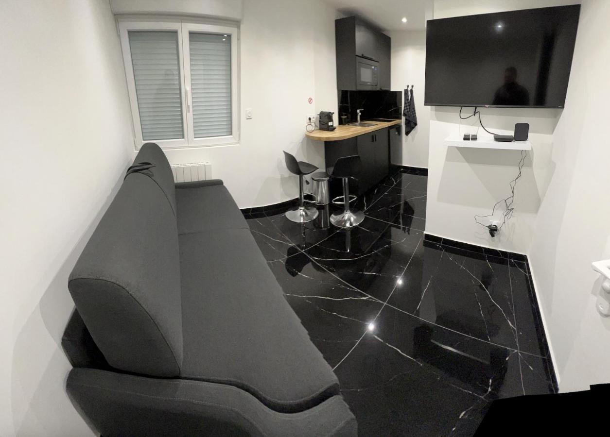 ליזיו Bella Vita - Studio Tout Equipe - Tv Netflix - Centre Ville 100M- Gare 50M - Basilique 200M מראה חיצוני תמונה